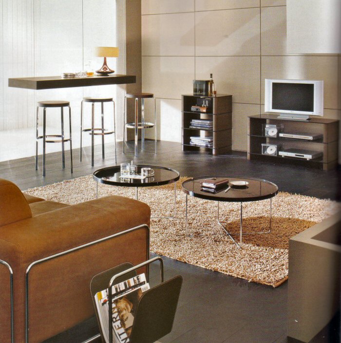 Tray tavolini Calligaris nero
cm.70x70 h.38